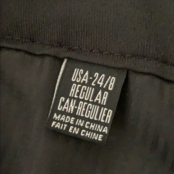 Boys Volcom Shorts - Picture 6 of 6